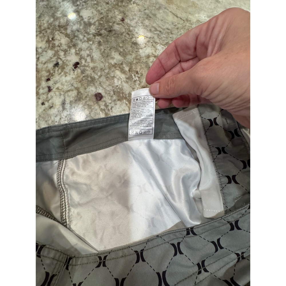 Hurley Womens Gray Geometric Logo Print Board Shorts Size 11 Swim Cargo Pocket - Picture 10 of 11